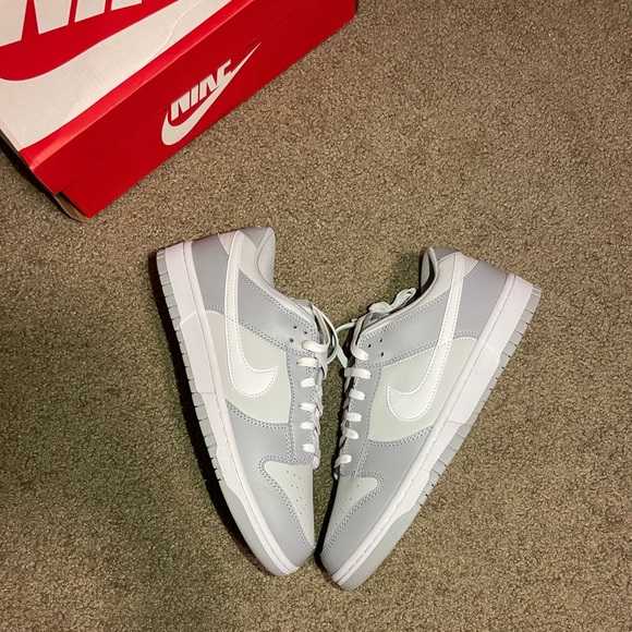 Nike Dunk Low Two Toned Grey - Picture 2 of 4